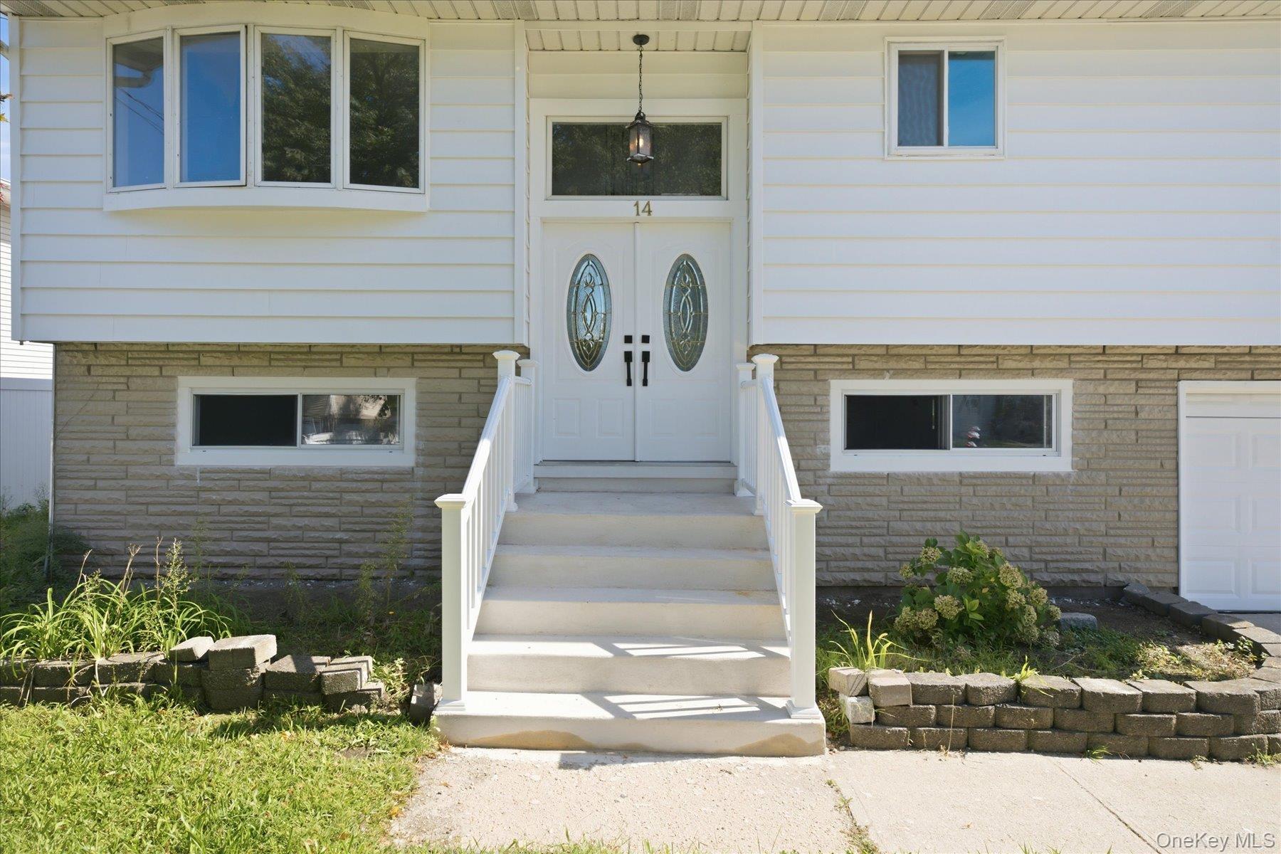 Single Family Garfield Place  Suffolk County, NY 11757, MLS-1048280-2