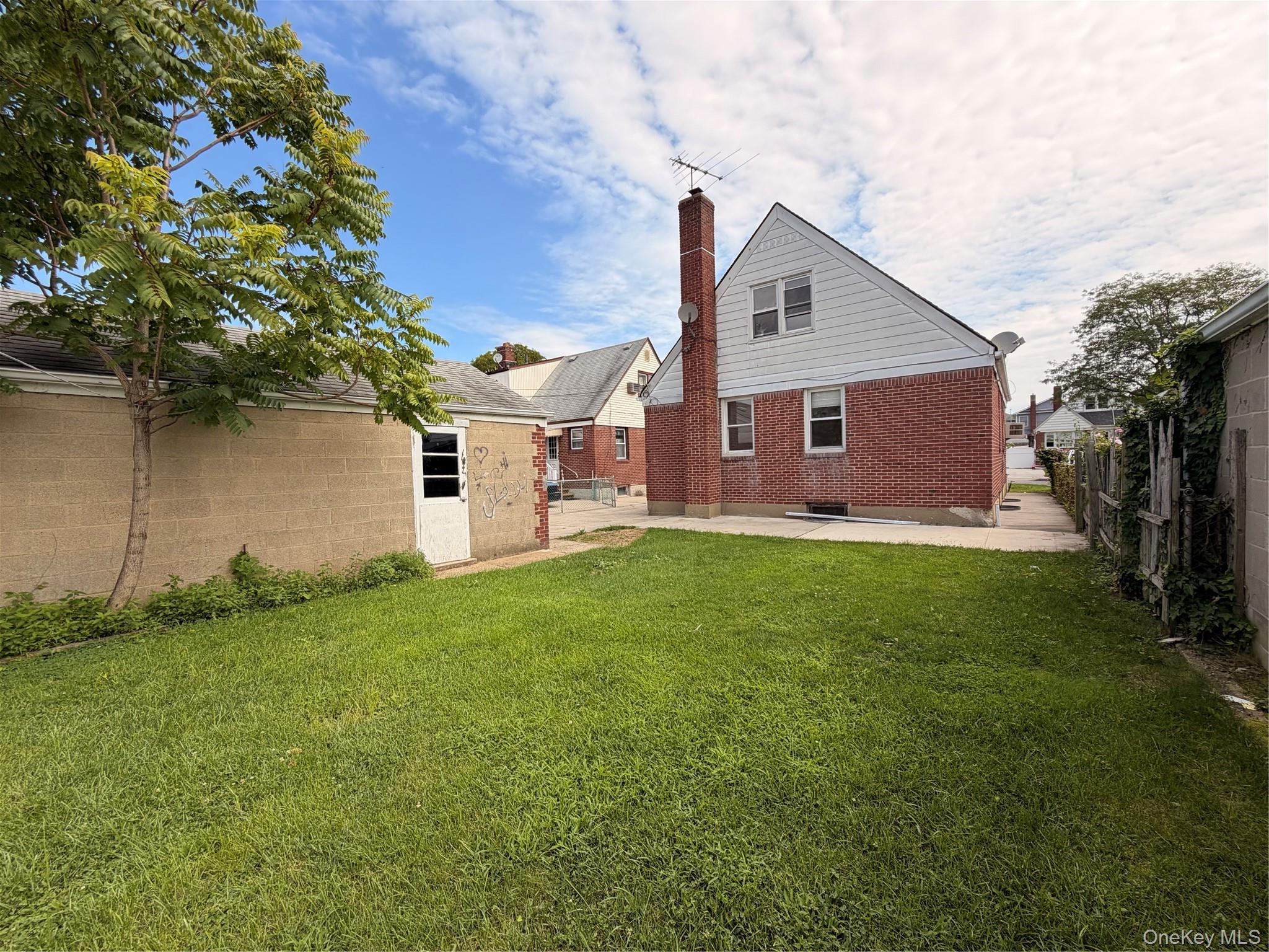 Single Family 258th Street  Queens, NY 11004, MLS-1048287-21