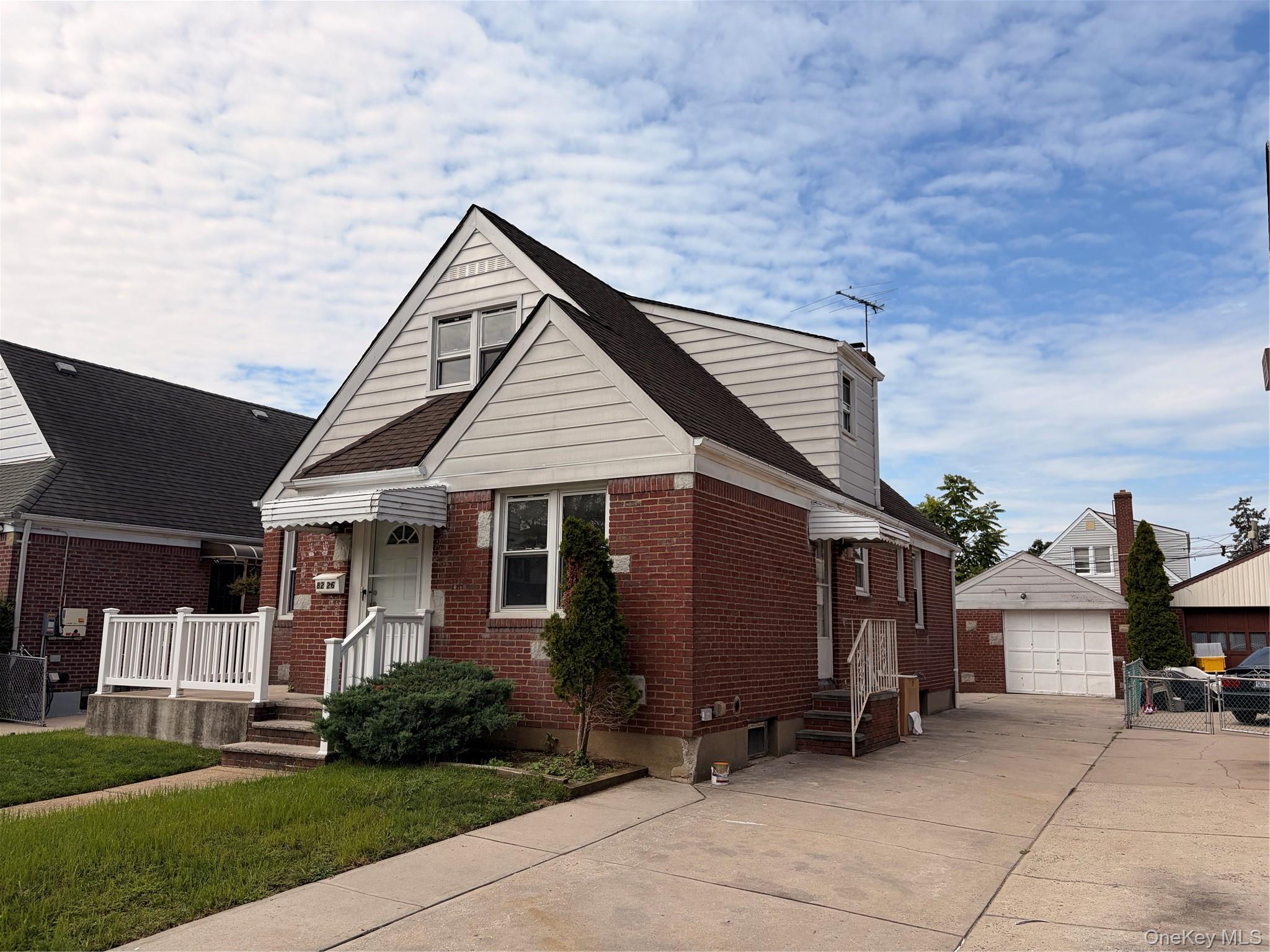 Single Family 258th Street  Queens, NY 11004, MLS-1048287-4