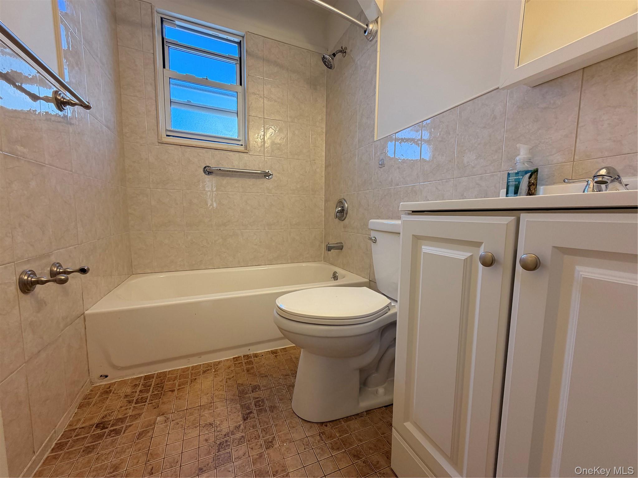 Single Family 258th Street  Queens, NY 11004, MLS-1048287-9