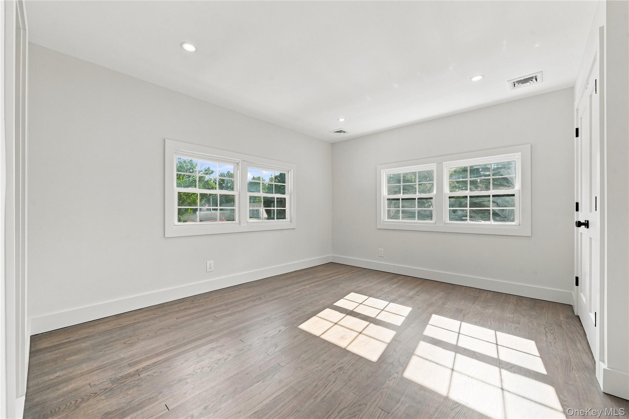 Single Family Campbell Lane  Suffolk County, NY 11730, MLS-1048295-20