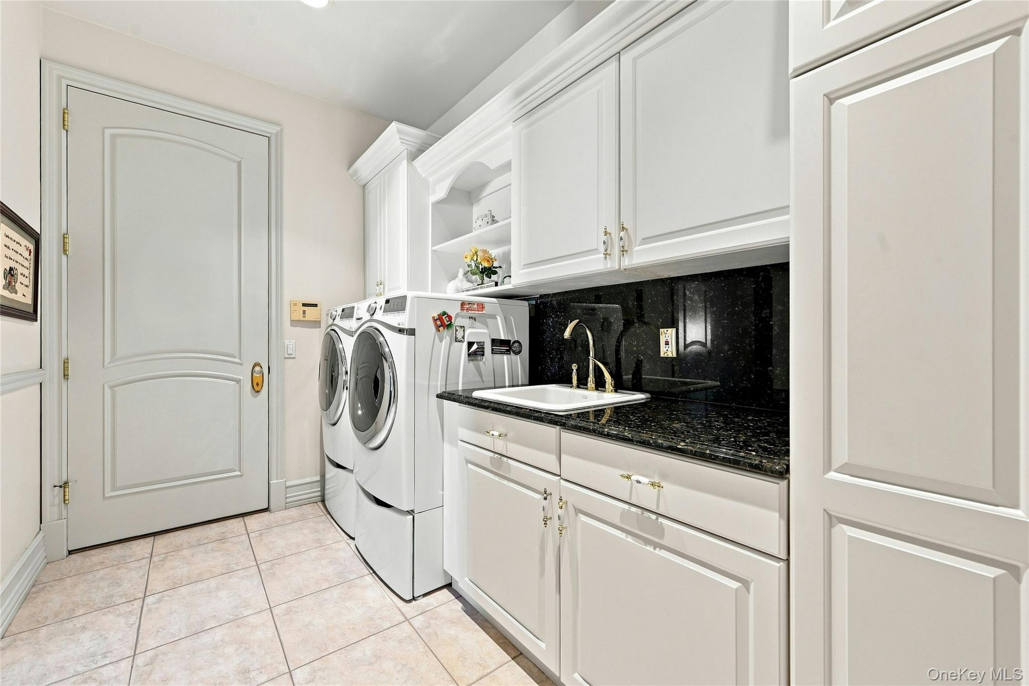 Single Family Crescent Drive  Suffolk County, NY 11768, MLS-1048300-14
