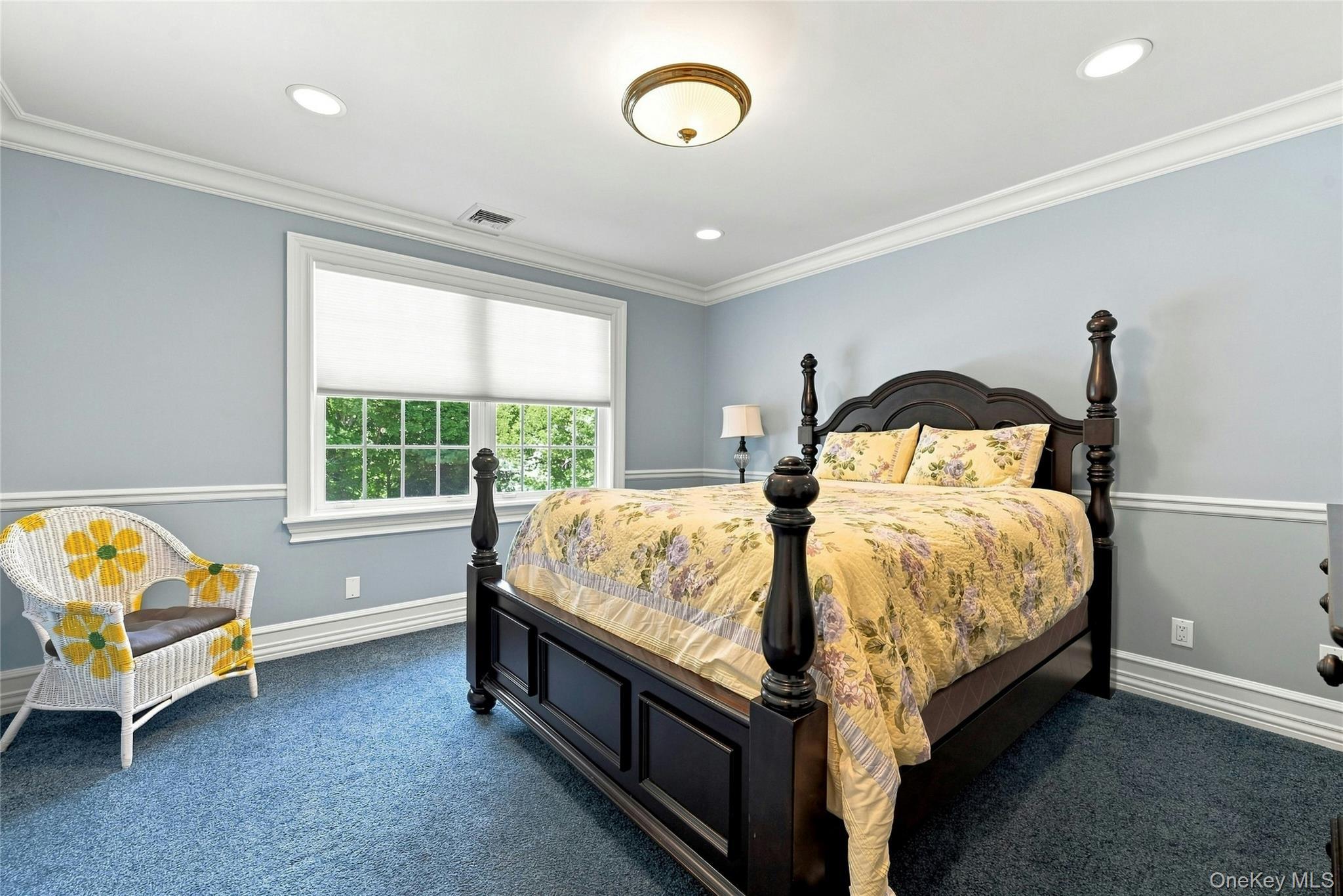 Single Family Crescent Drive  Suffolk County, NY 11768, MLS-1048300-25