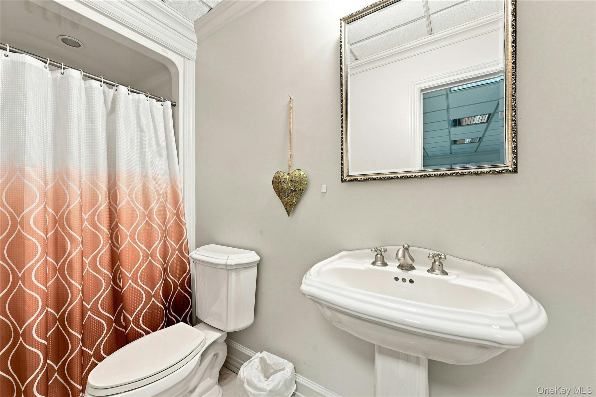 Single Family Crescent Drive  Suffolk County, NY 11768, MLS-1048300-33