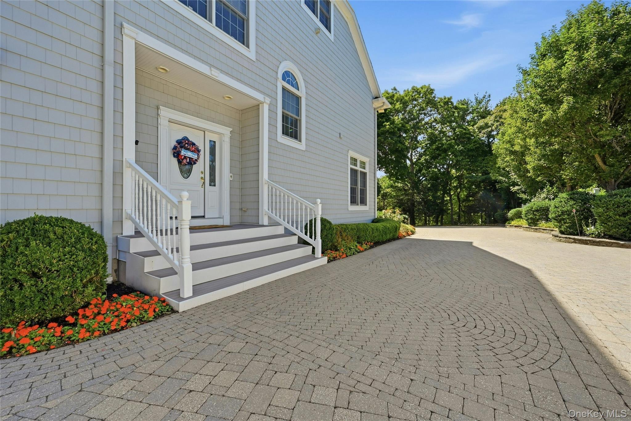 Single Family Crescent Drive  Suffolk County, NY 11768, MLS-1048300-40