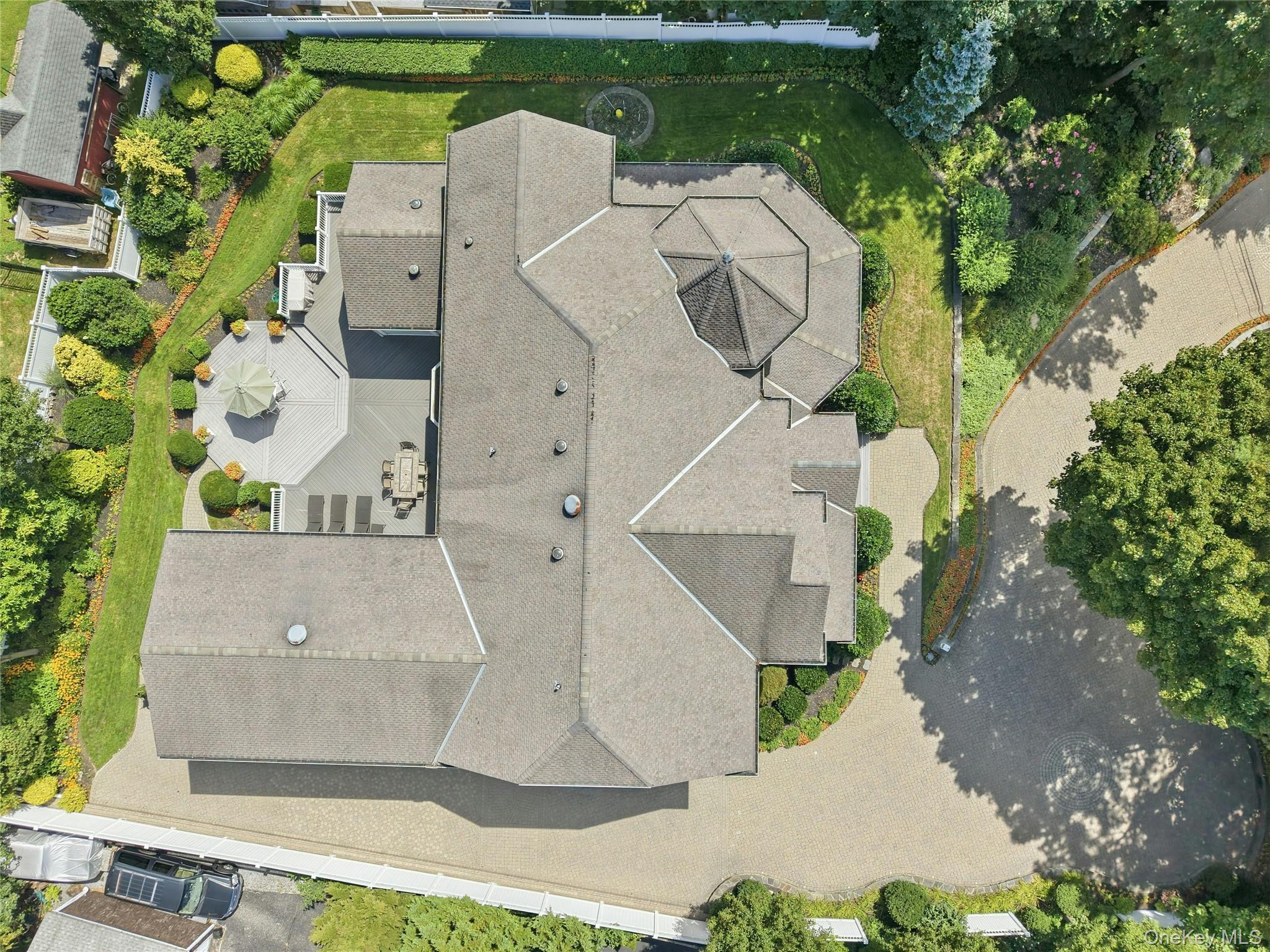 Single Family Crescent Drive  Suffolk County, NY 11768, MLS-1048300-42