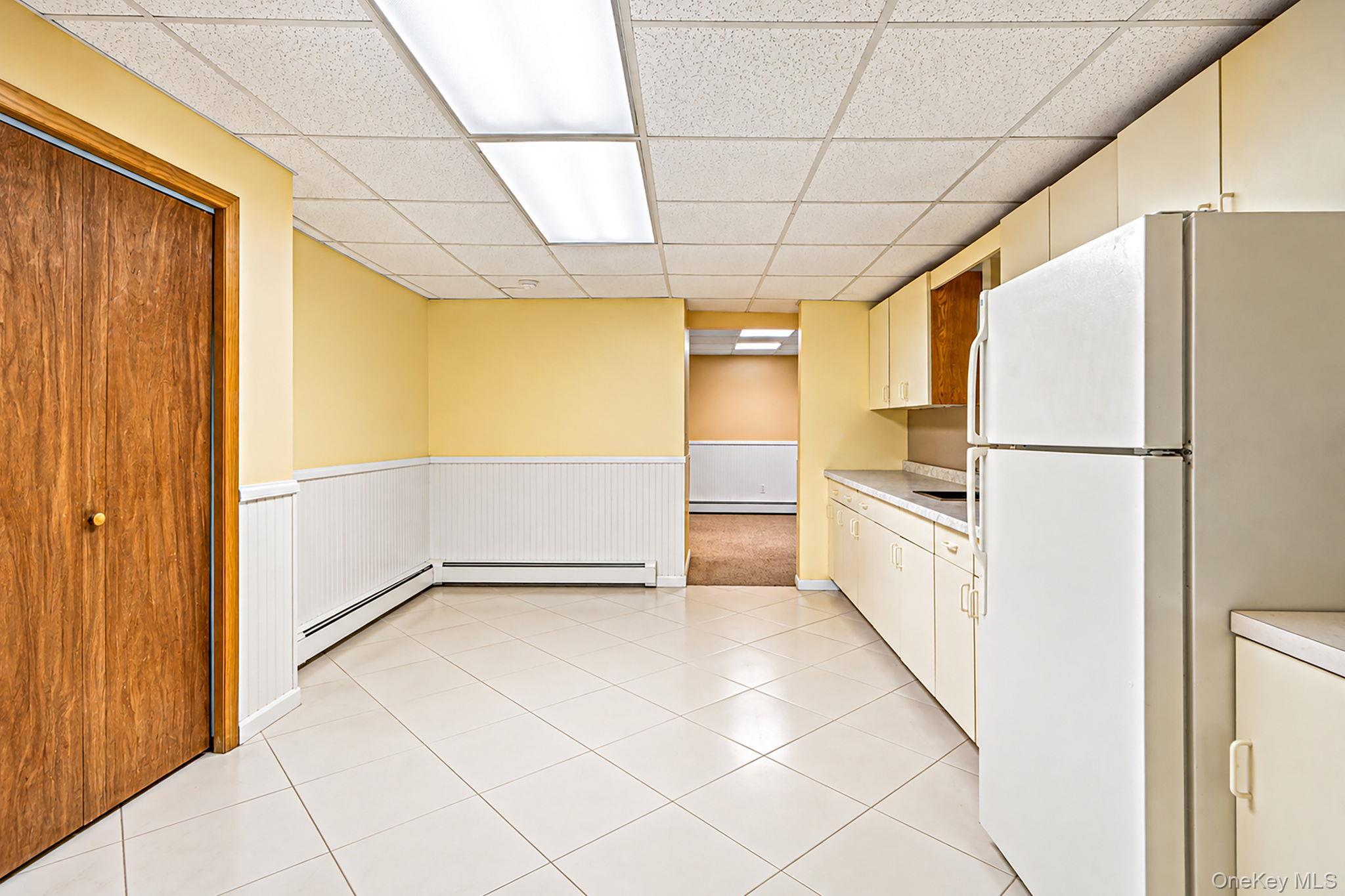 Single Family Hastings Drive  Suffolk County, NY 11961, MLS-1048307-29