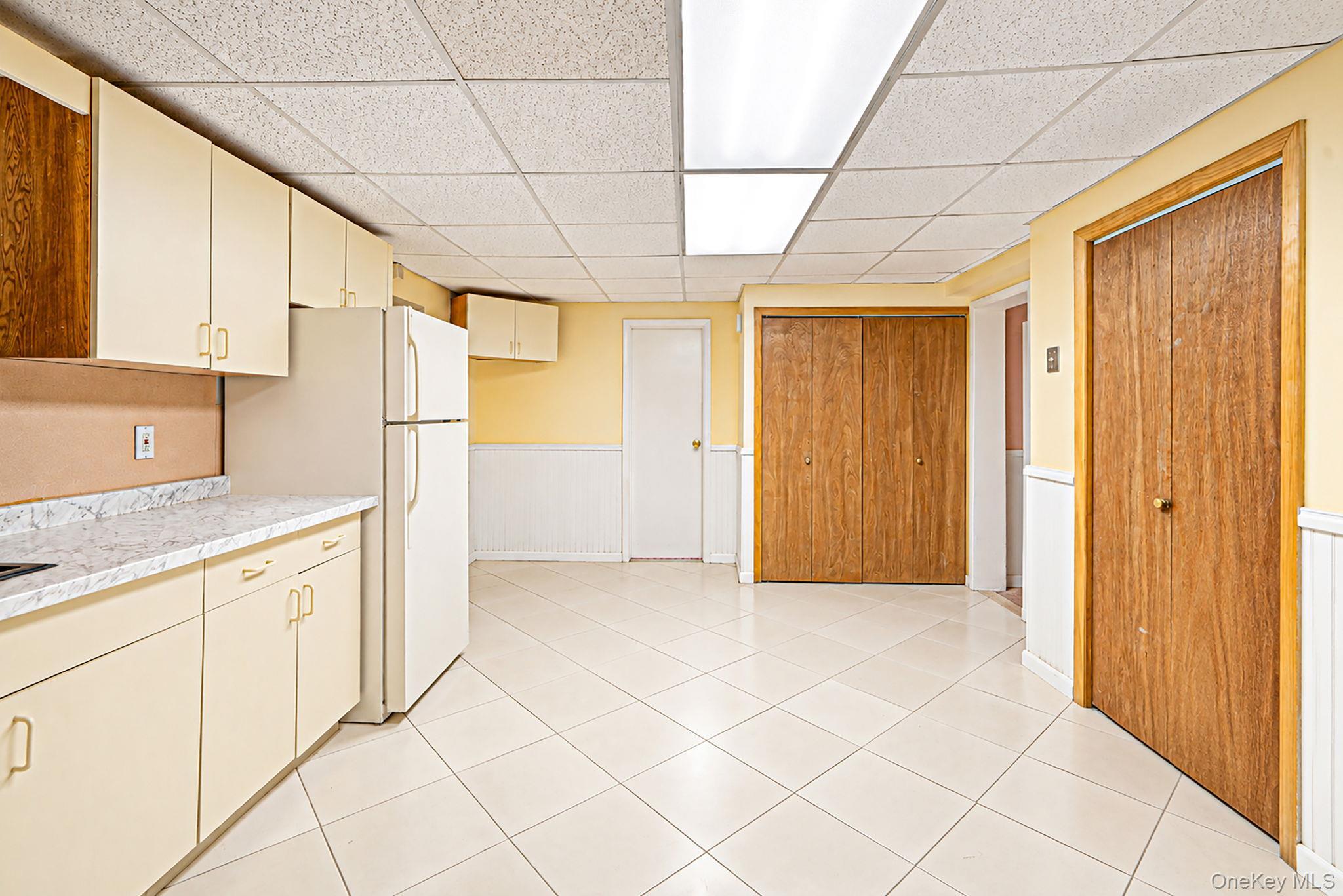 Single Family Hastings Drive  Suffolk County, NY 11961, MLS-1048307-30