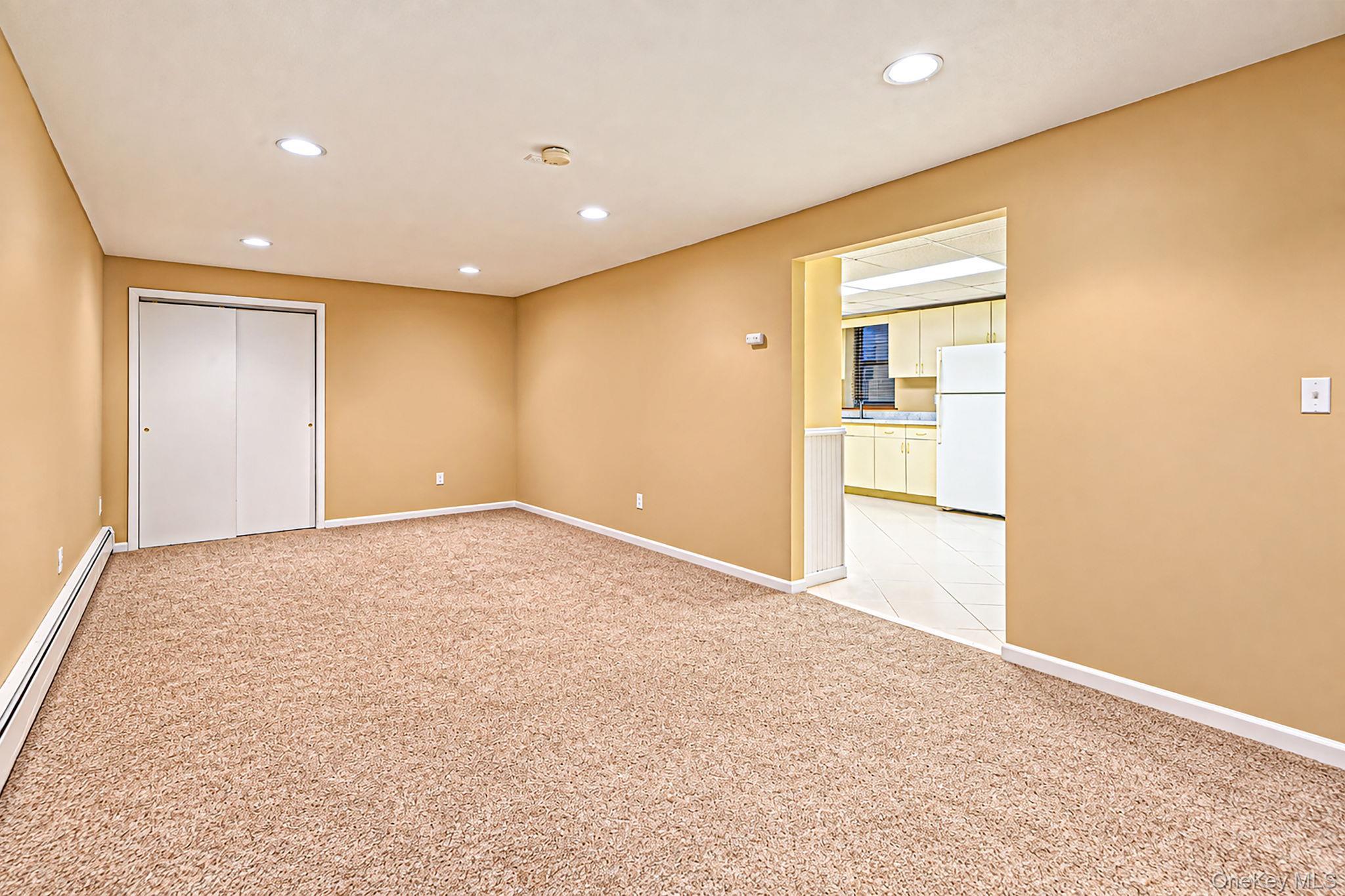 Single Family Hastings Drive  Suffolk County, NY 11961, MLS-1048307-34