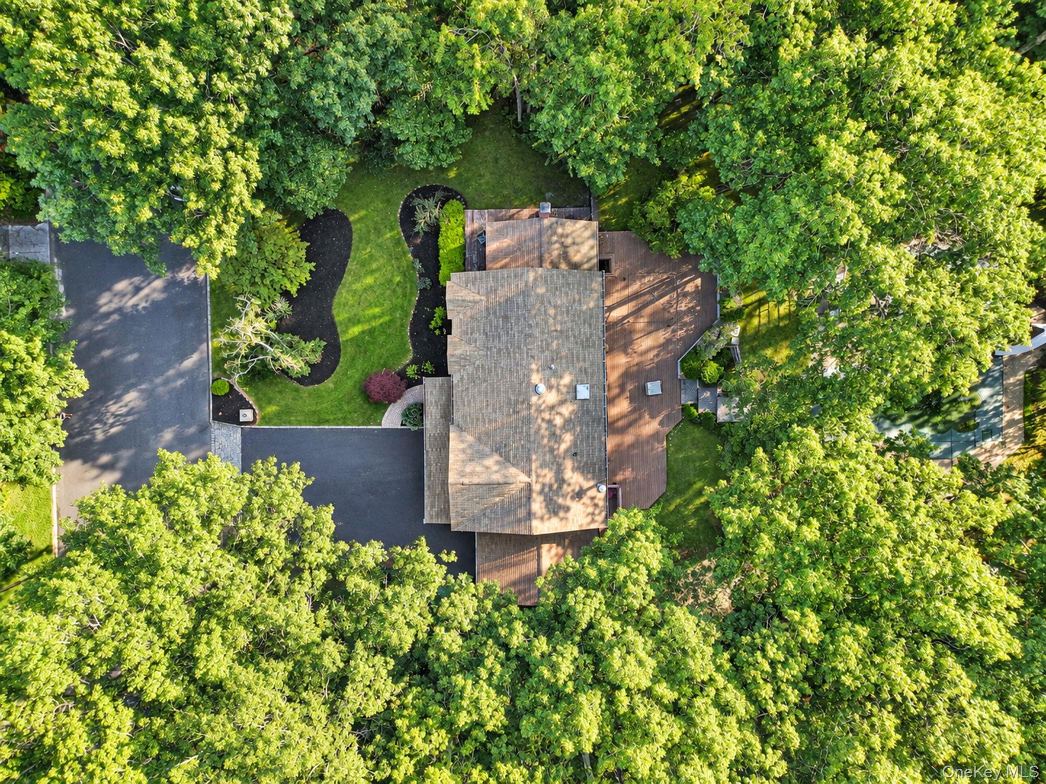 Single Family Hastings Drive  Suffolk County, NY 11961, MLS-1048307-48