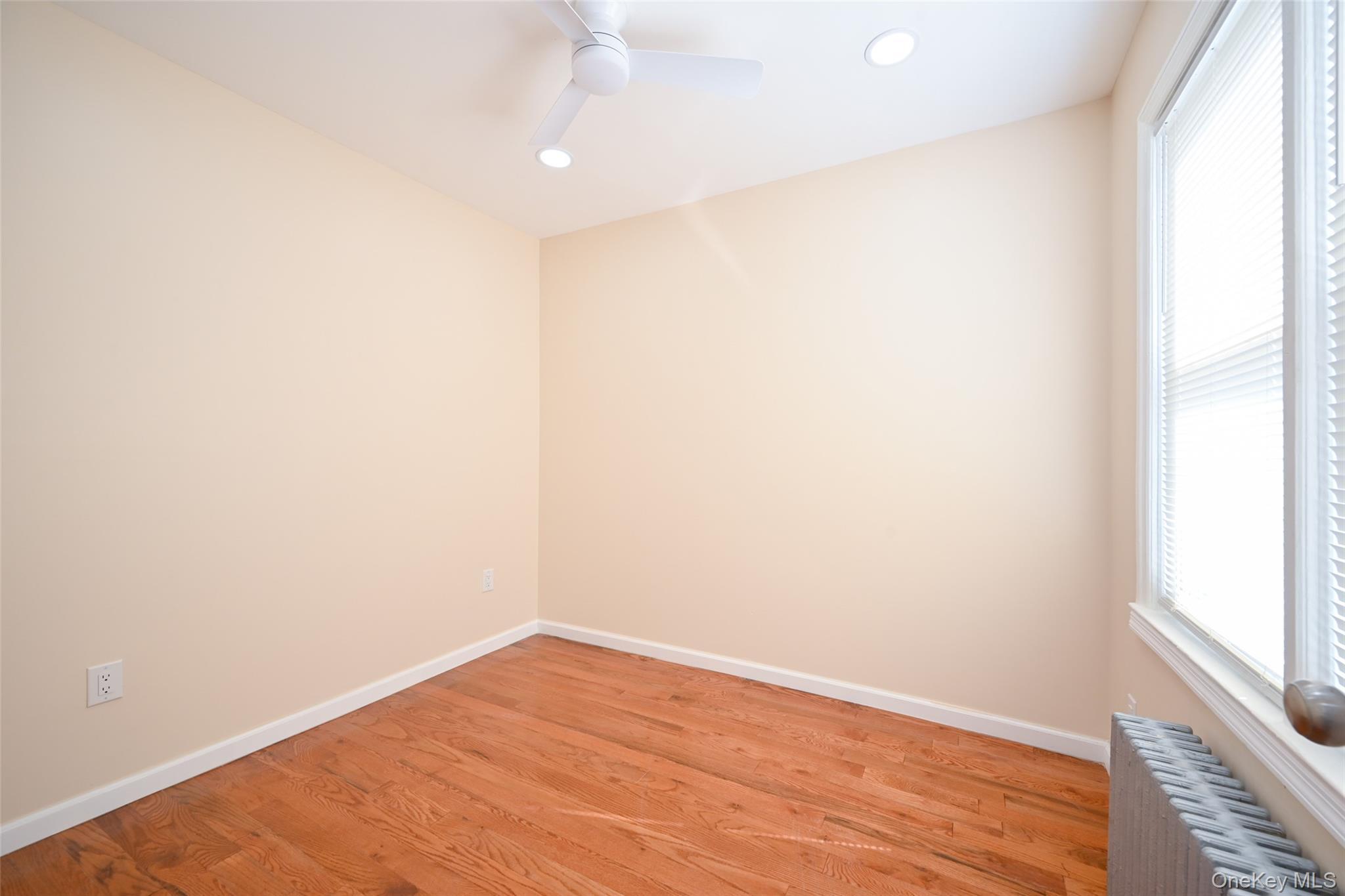 Single Family 199th Street  Queens, NY 11412, MLS-1048313-12