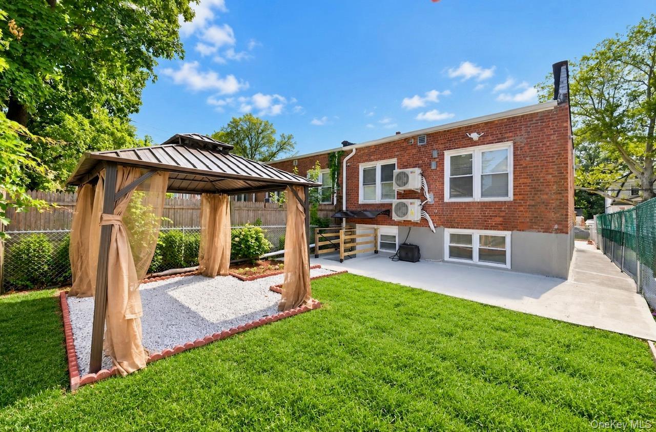 Single Family 199th Street  Queens, NY 11412, MLS-1048313-3