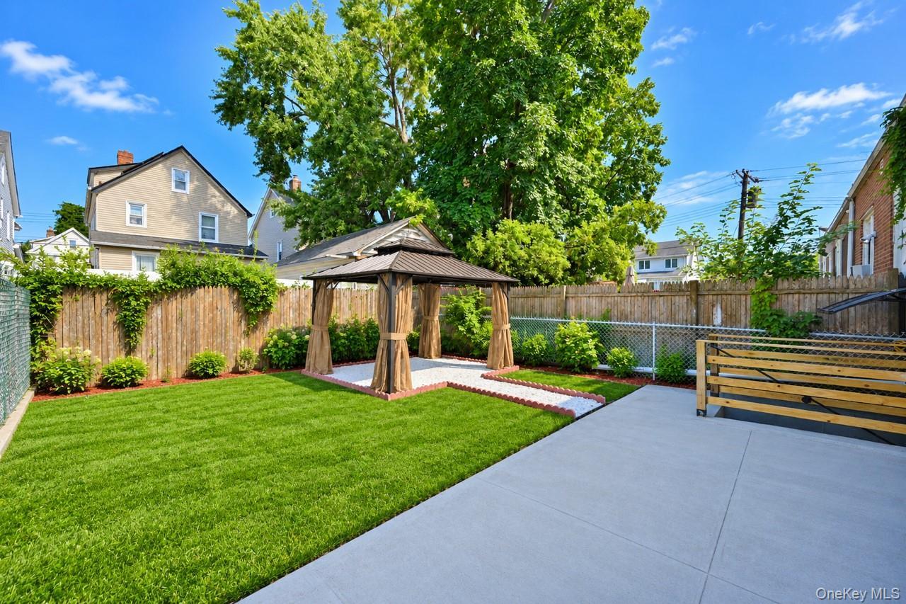Single Family 199th Street  Queens, NY 11412, MLS-1048313-5