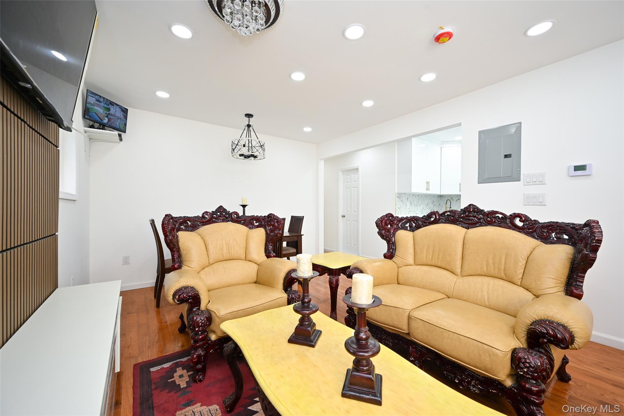 Single Family 199th Street  Queens, NY 11412, MLS-1048313-8