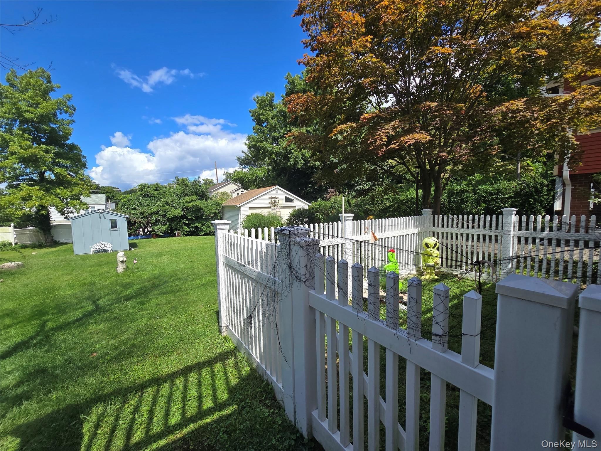 Single Family Marino Avenue Nassau County, NY 11050, MLS-1048348-24