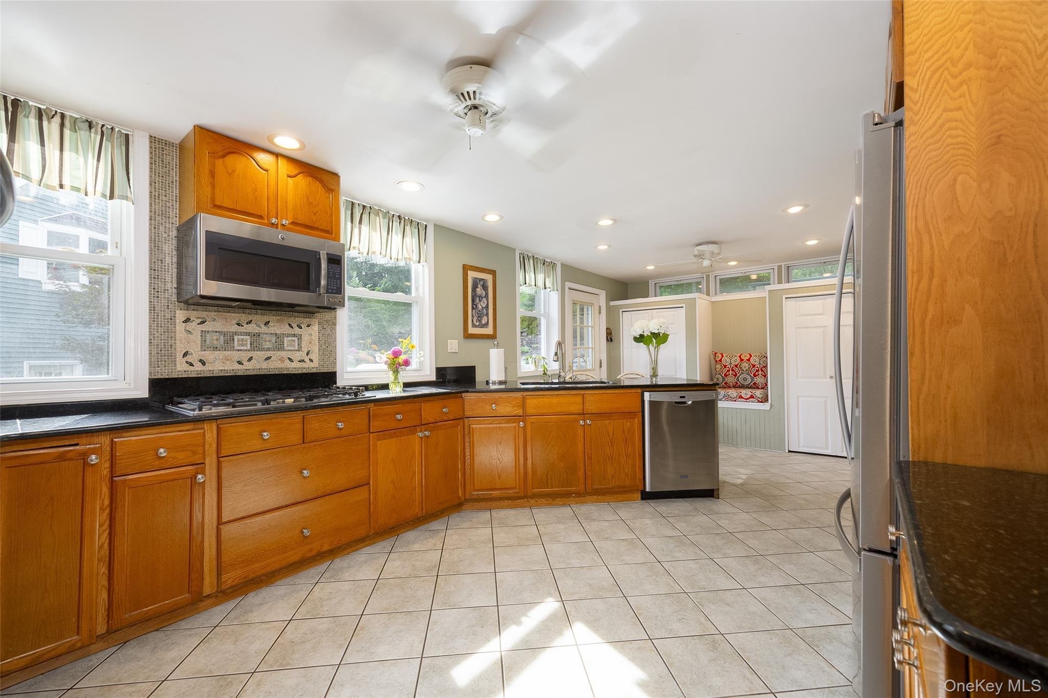 Single Family Vineyard Avenue  Ulster County, NY 12528, MLS-1048382-12