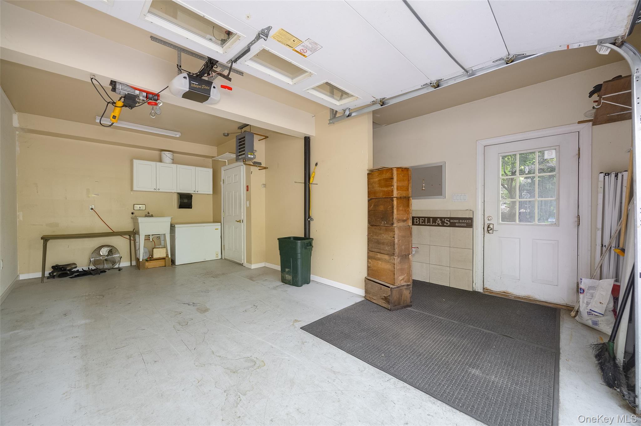 Single Family Vineyard Avenue  Ulster County, NY 12528, MLS-1048382-33