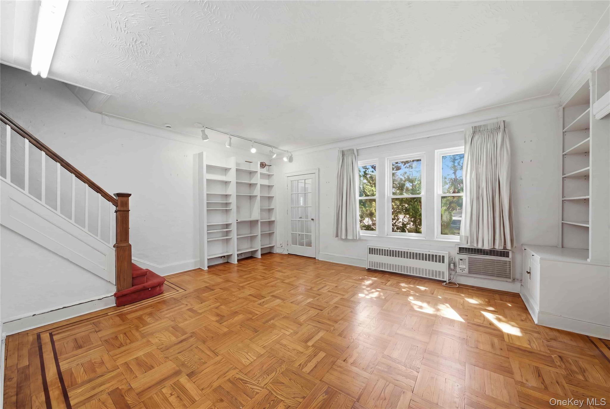 Single Family 82nd Place Queens, NY 11379, MLS-1048388-4