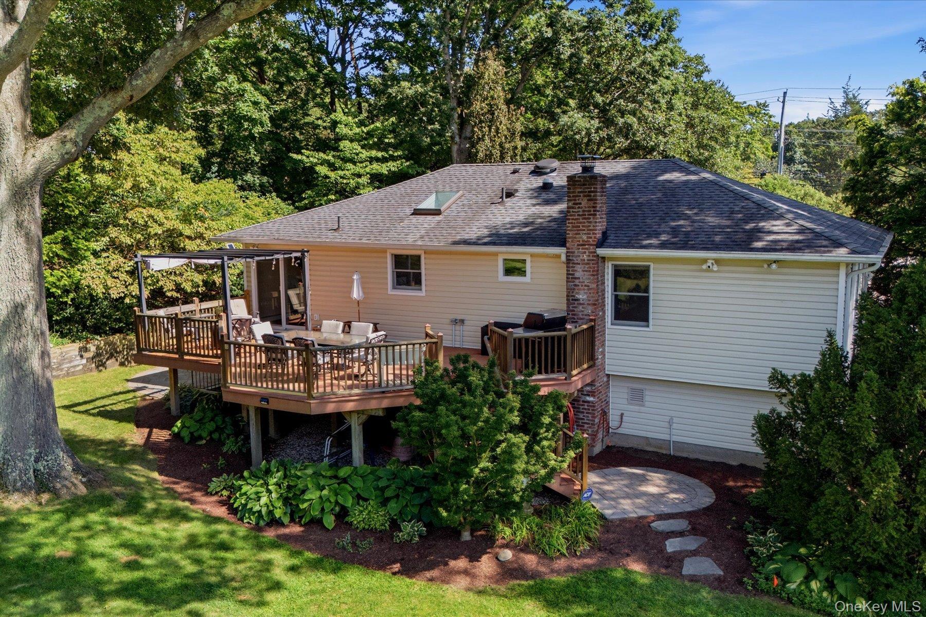Single Family Pulaski Road  Suffolk County, NY 11740, MLS-1048390-19