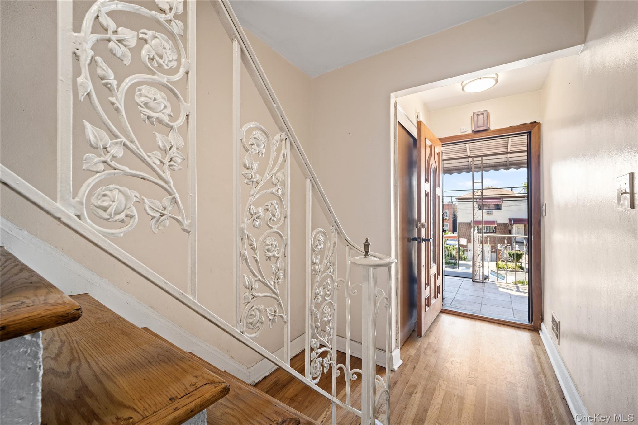 Single Family E 217th Street  Bronx, NY 10469, MLS-1048409-8