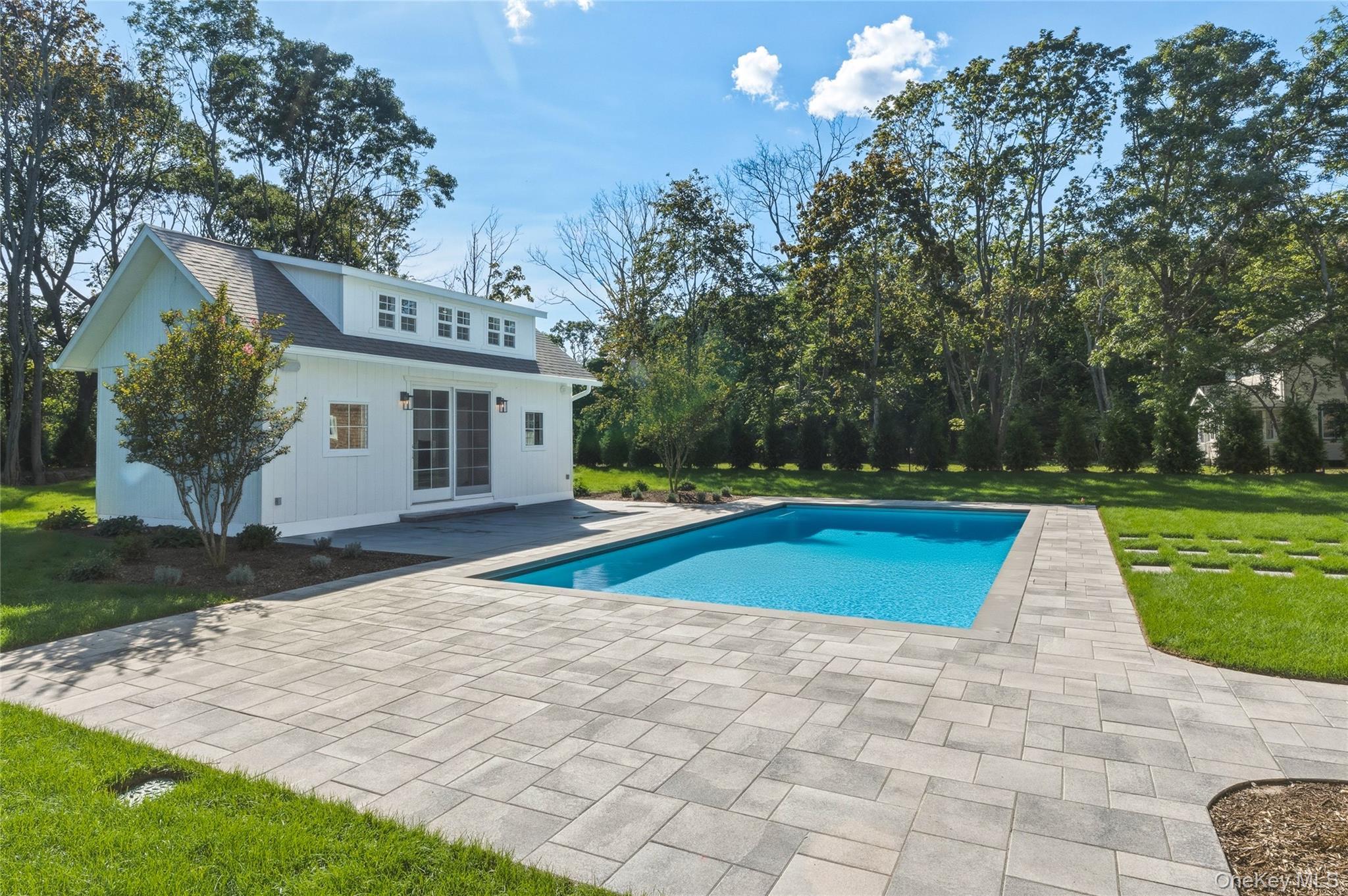 Single Family Cedarfield Lane  Suffolk County, NY 11977, MLS-1048453-31