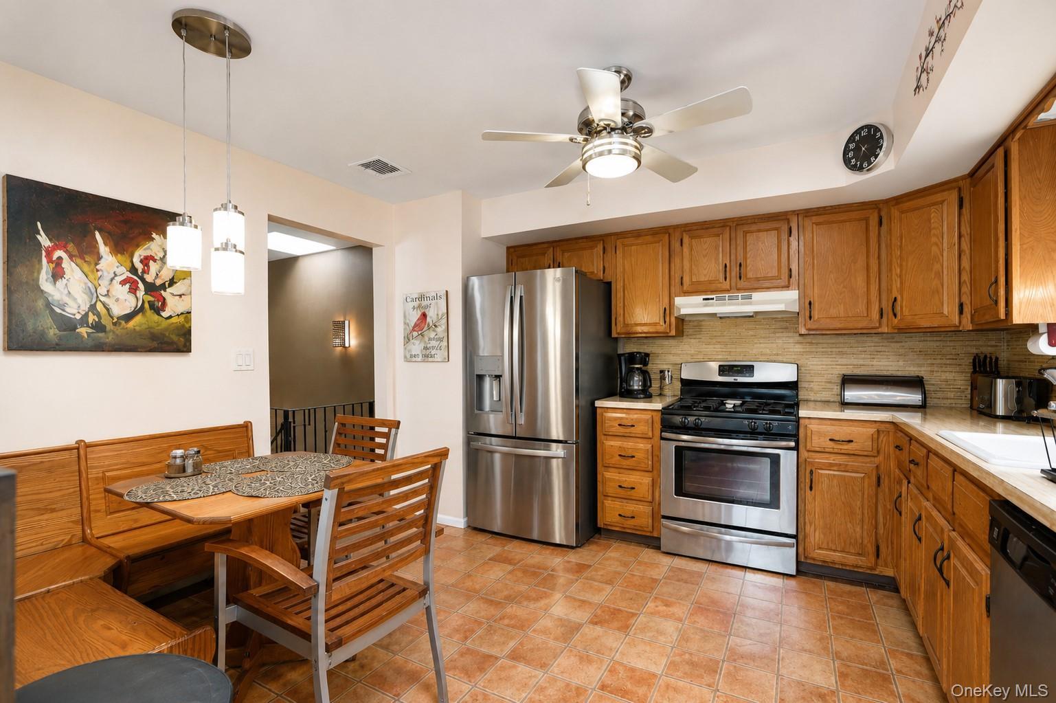 Single Family Bard Avenue  Staten Island, NY 10301, MLS-1048454-7