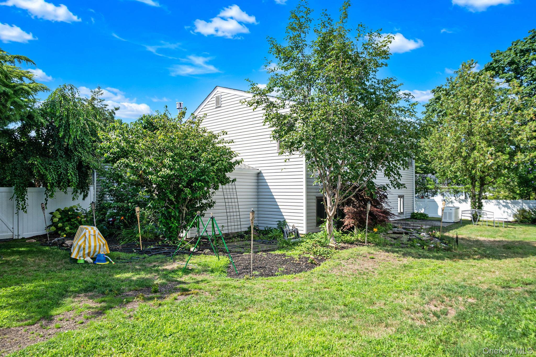 Single Family Rutgers Street Suffolk County, NY 11787, MLS-1048457-28