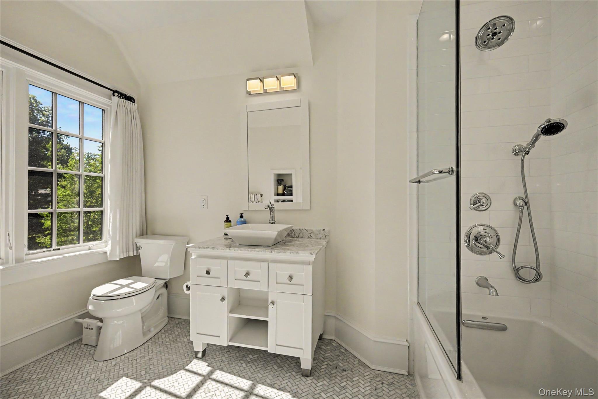 Single Family Commodore Avenue Westchester County, NY 10580, MLS-1048484-35