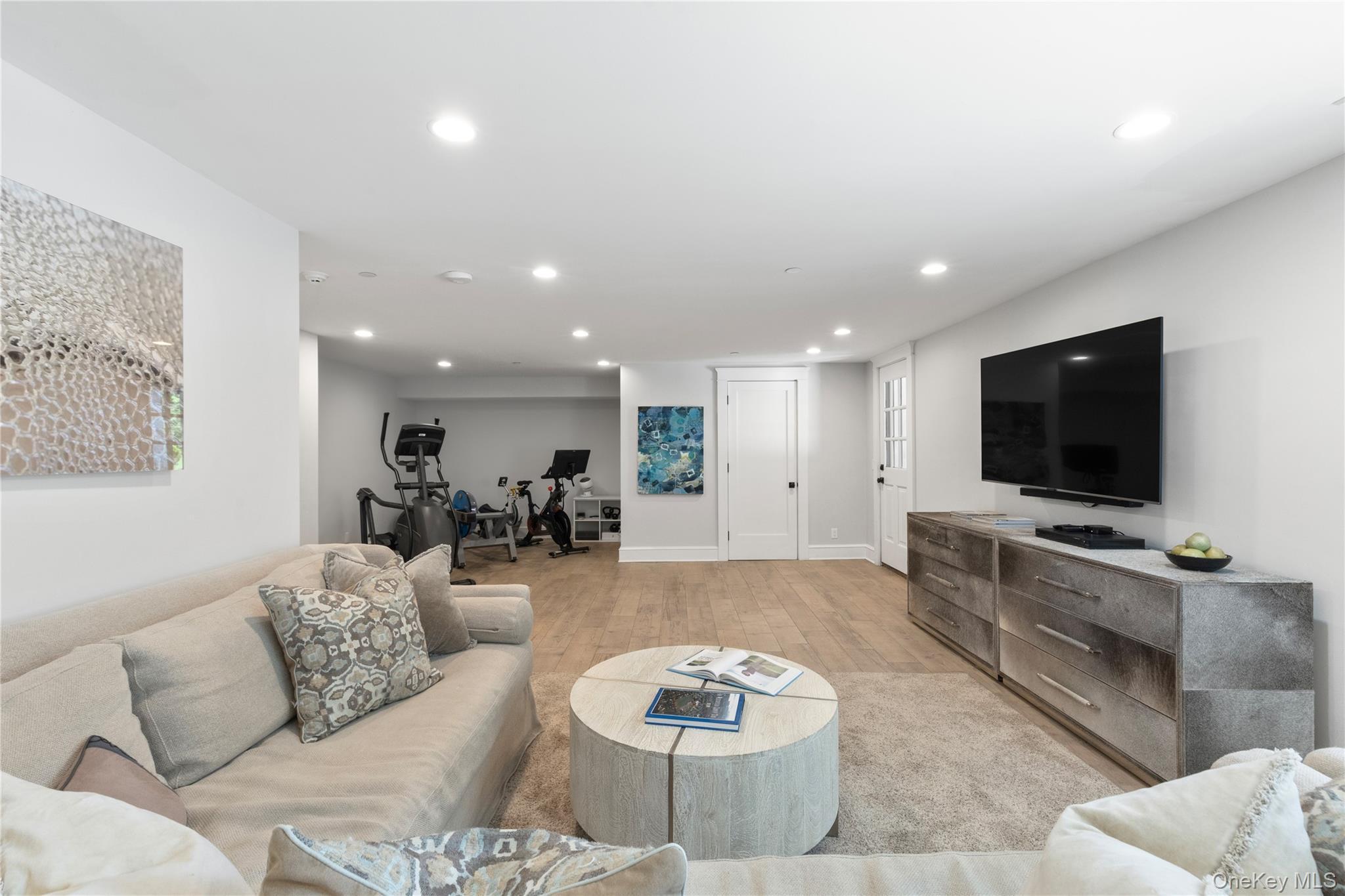Single Family Commodore Avenue Westchester County, NY 10580, MLS-1048484-36