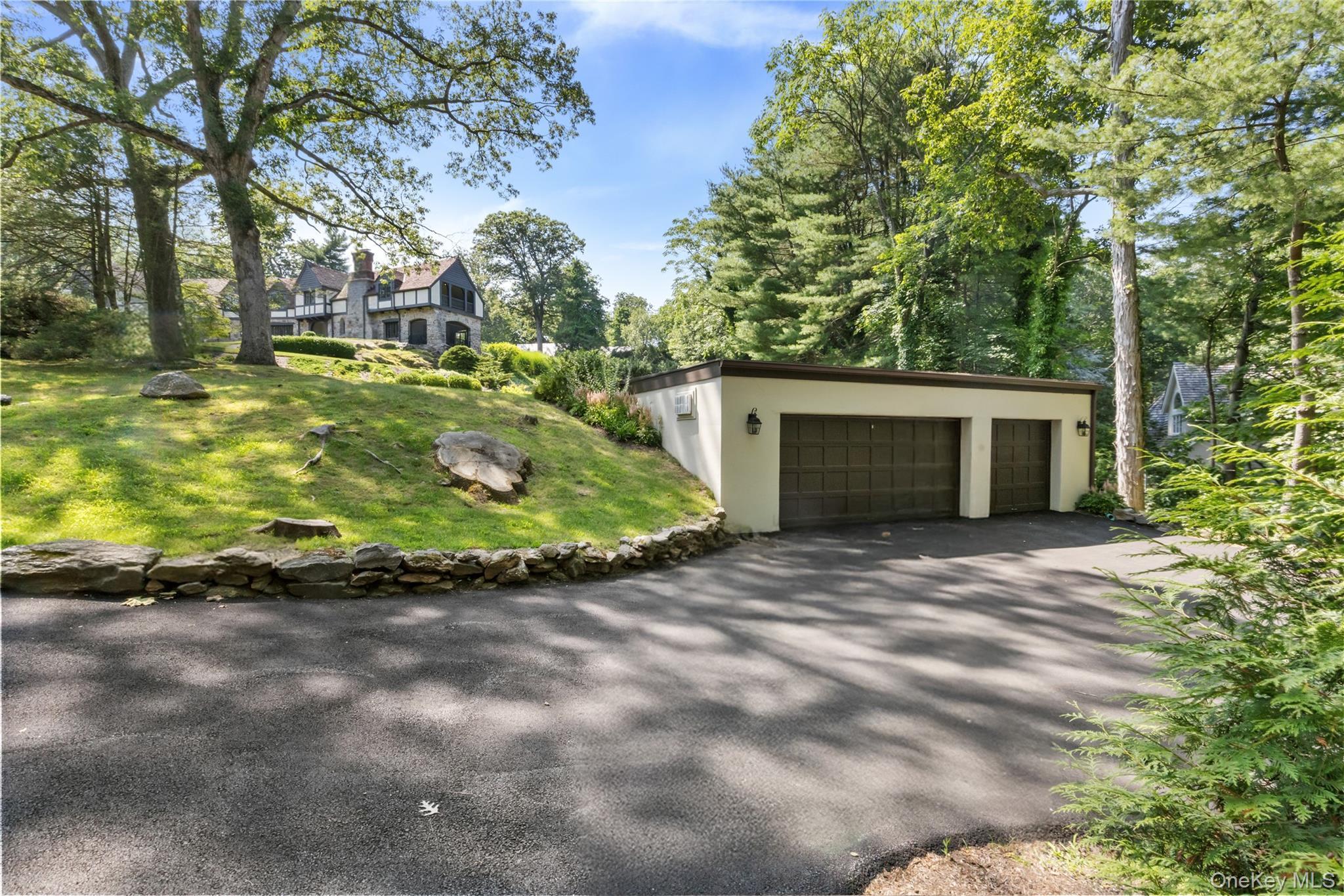 Single Family Commodore Avenue Westchester County, NY 10580, MLS-1048484-40