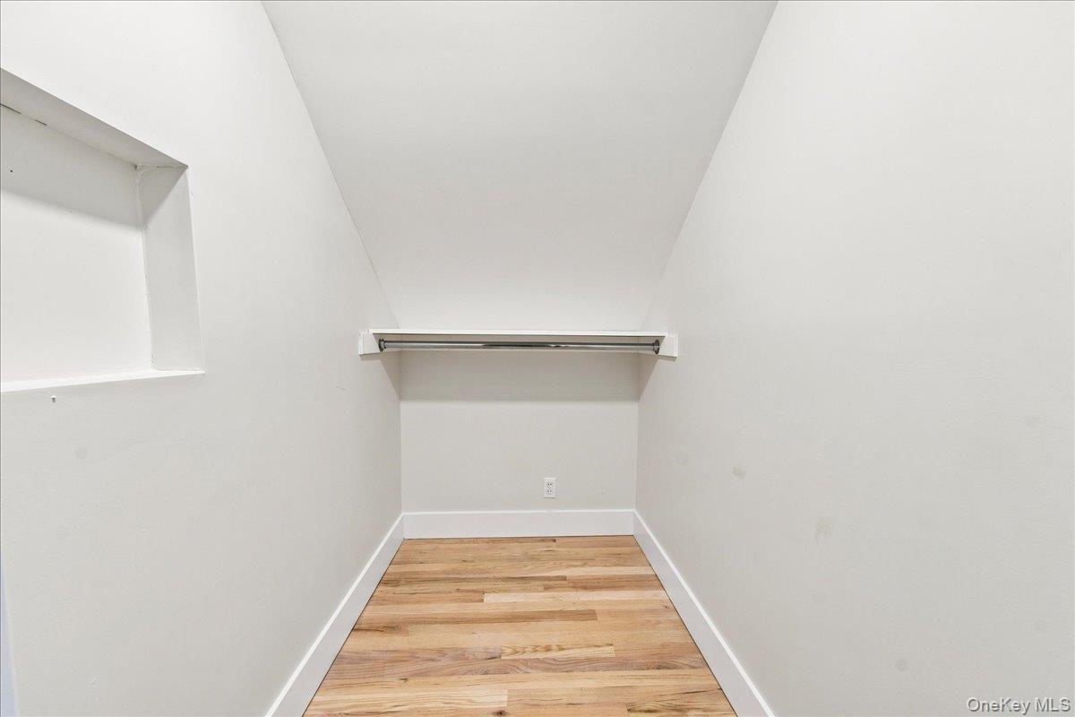 Single Family Locksley Road  Westchester County, NY 10598, MLS-1048488-23