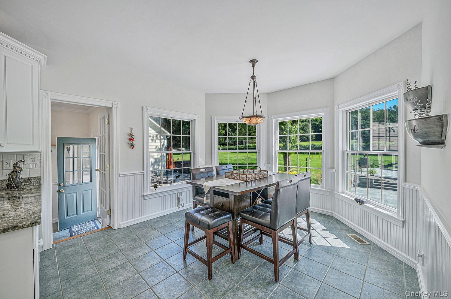 Single Family Holly Lane Suffolk County, NY 11780, MLS-1048497-12