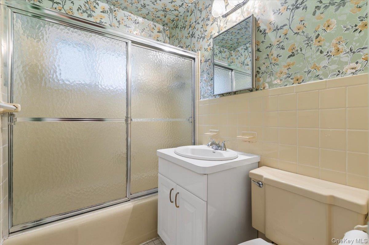 Single Family Hewlett Street  Queens, NY 11040, MLS-1048498-23