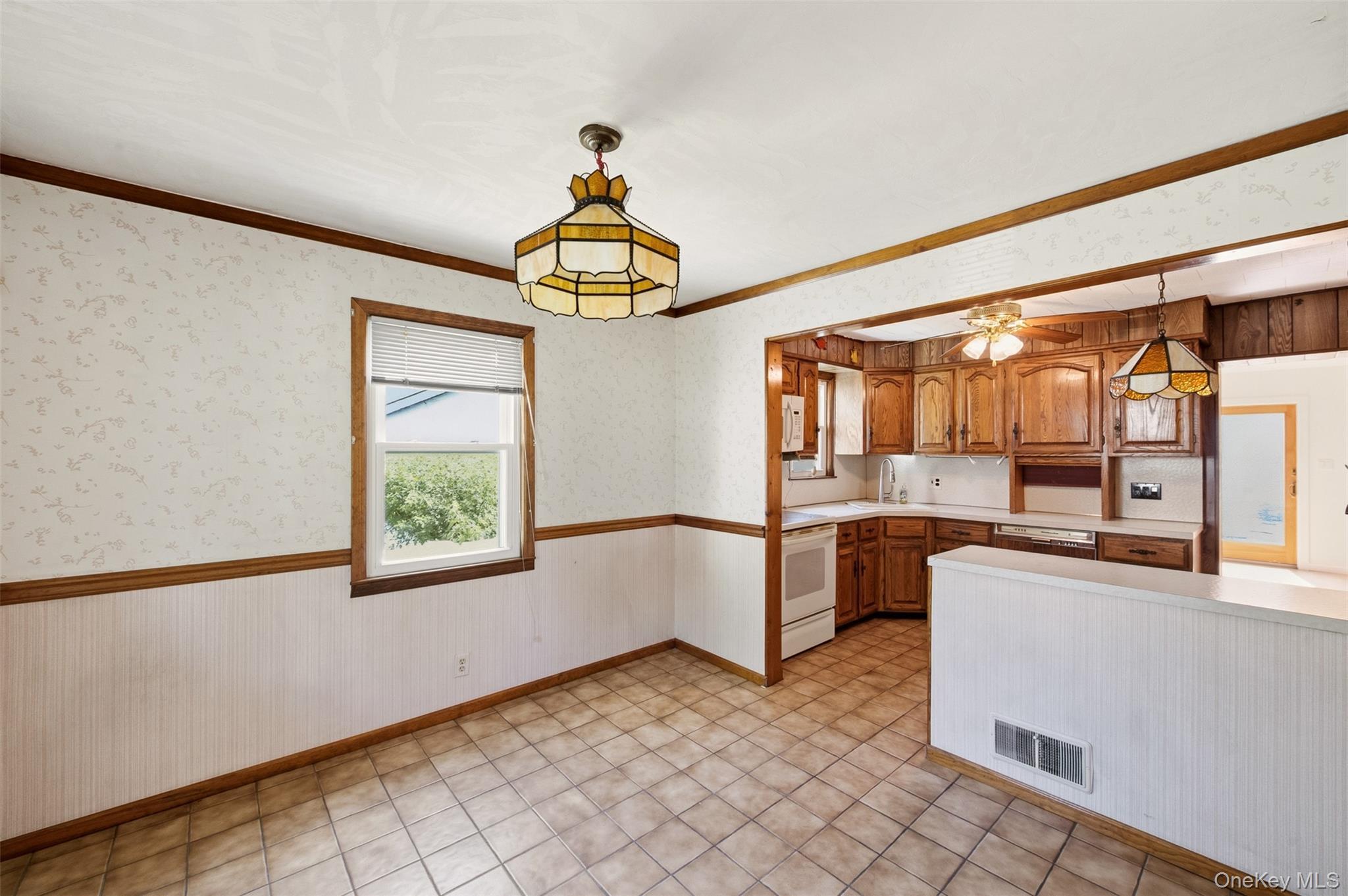 Single Family 3rd Street  Nassau County, NY 11554, MLS-1048501-12