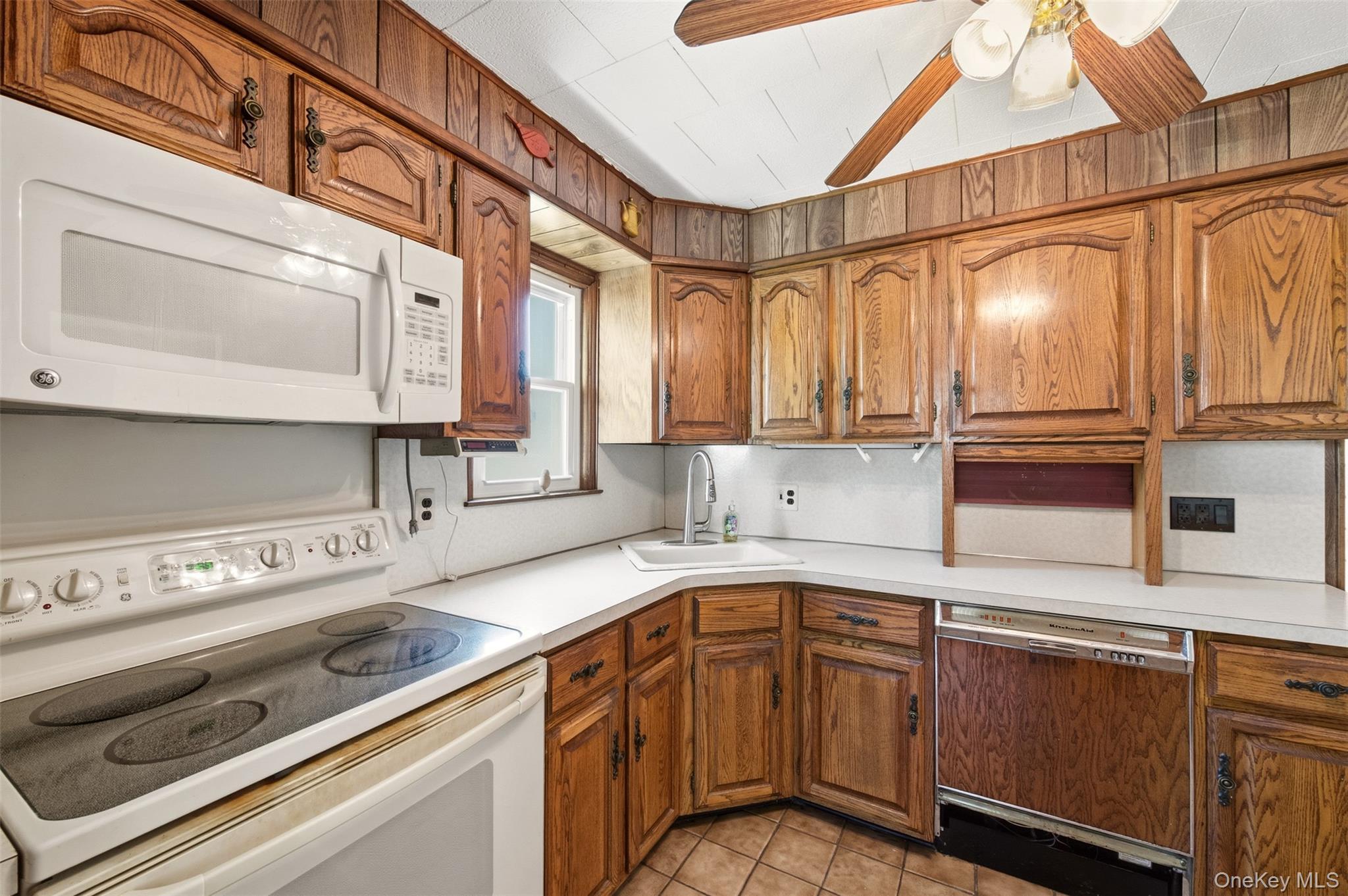 Single Family 3rd Street  Nassau County, NY 11554, MLS-1048501-15