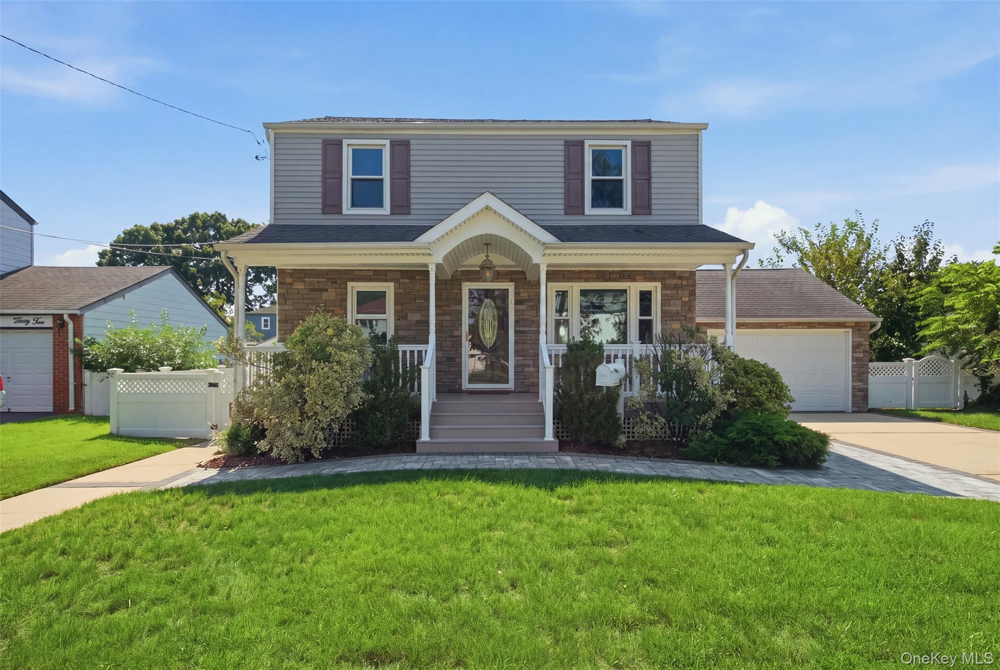 Single Family 3rd Street  Nassau County, NY 11554, MLS-1048501-2