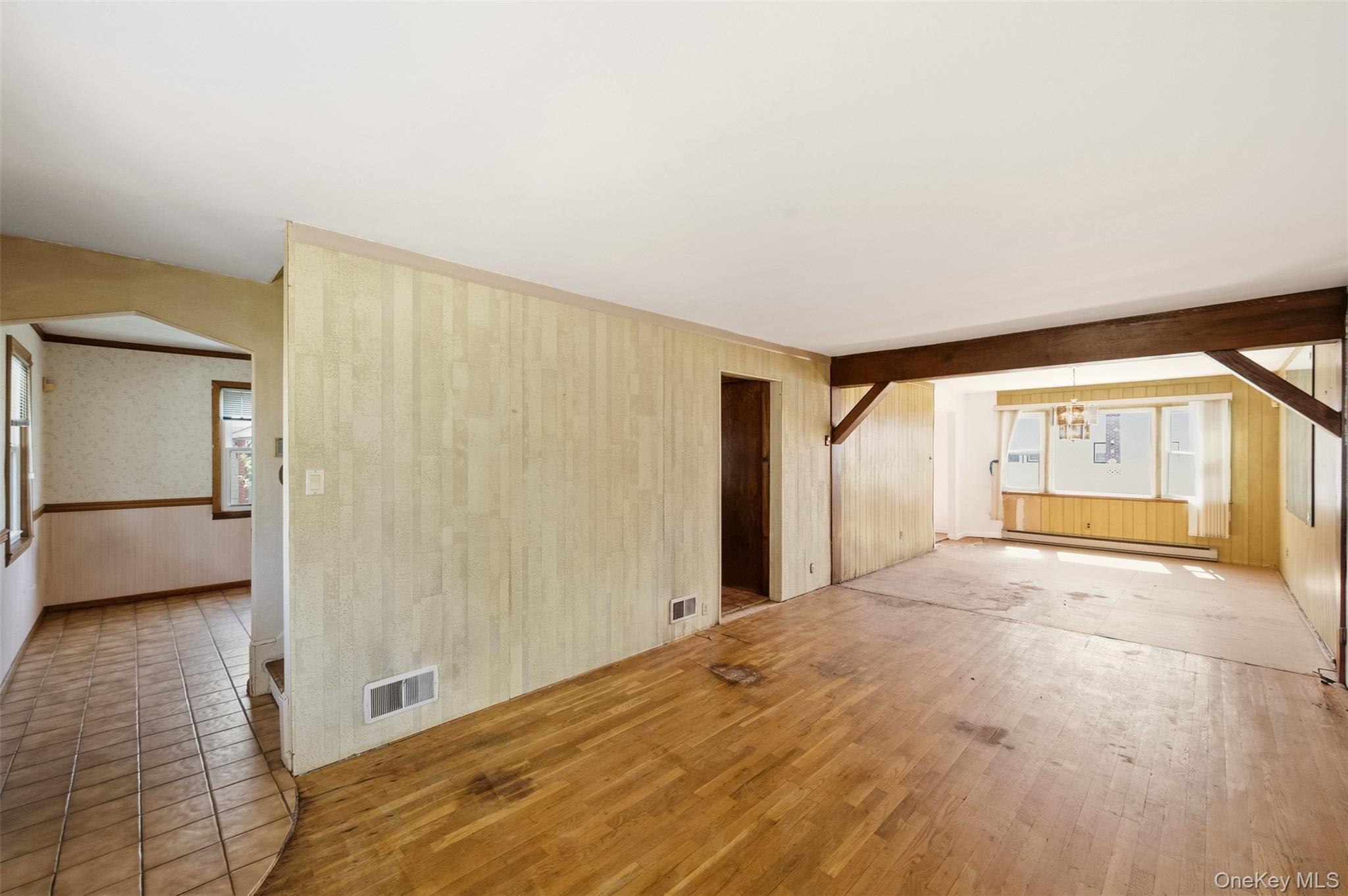 Single Family 3rd Street  Nassau County, NY 11554, MLS-1048501-5