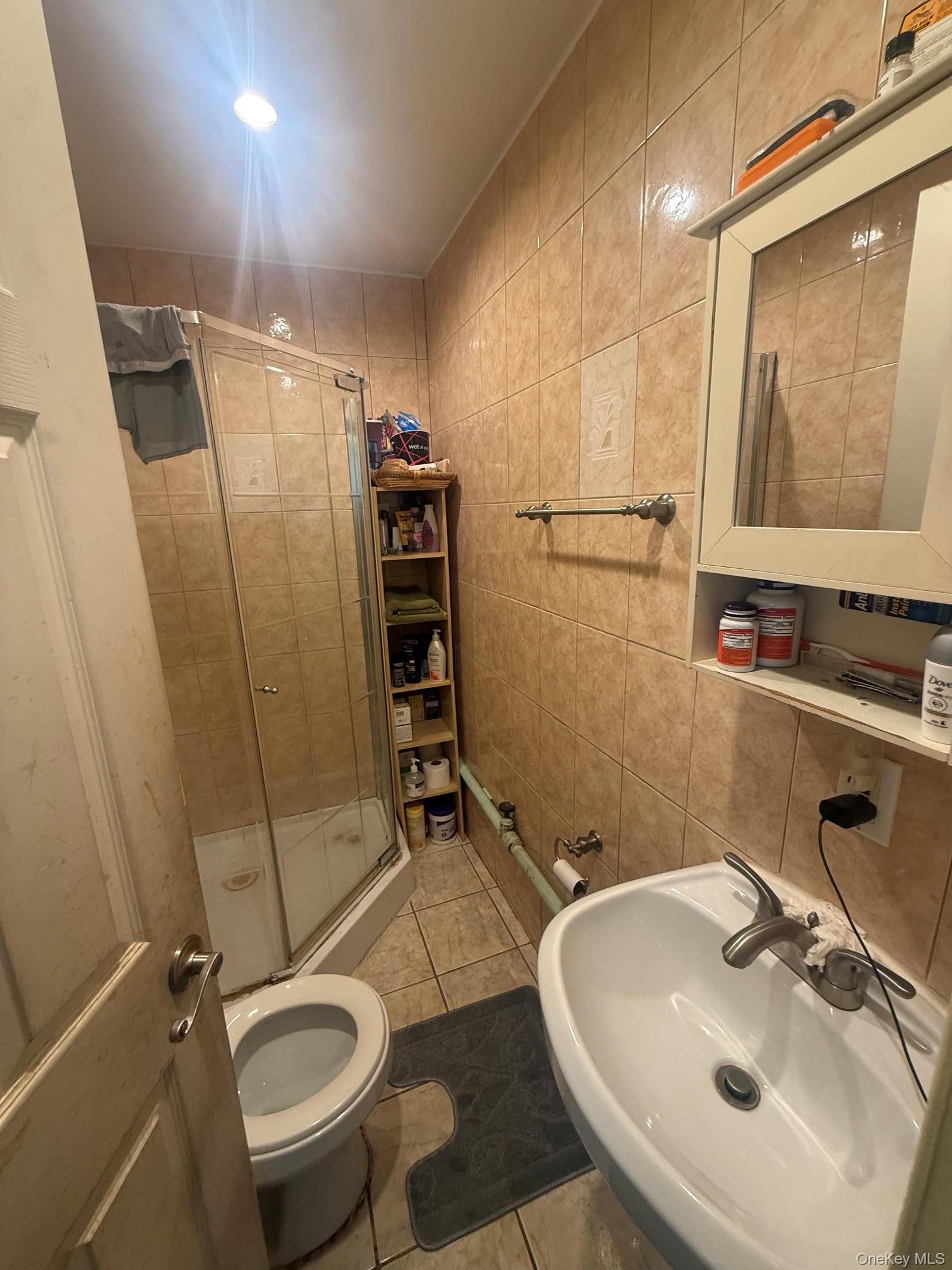 Single Family E 227th Street  Bronx, NY 10466, MLS-1048519-10