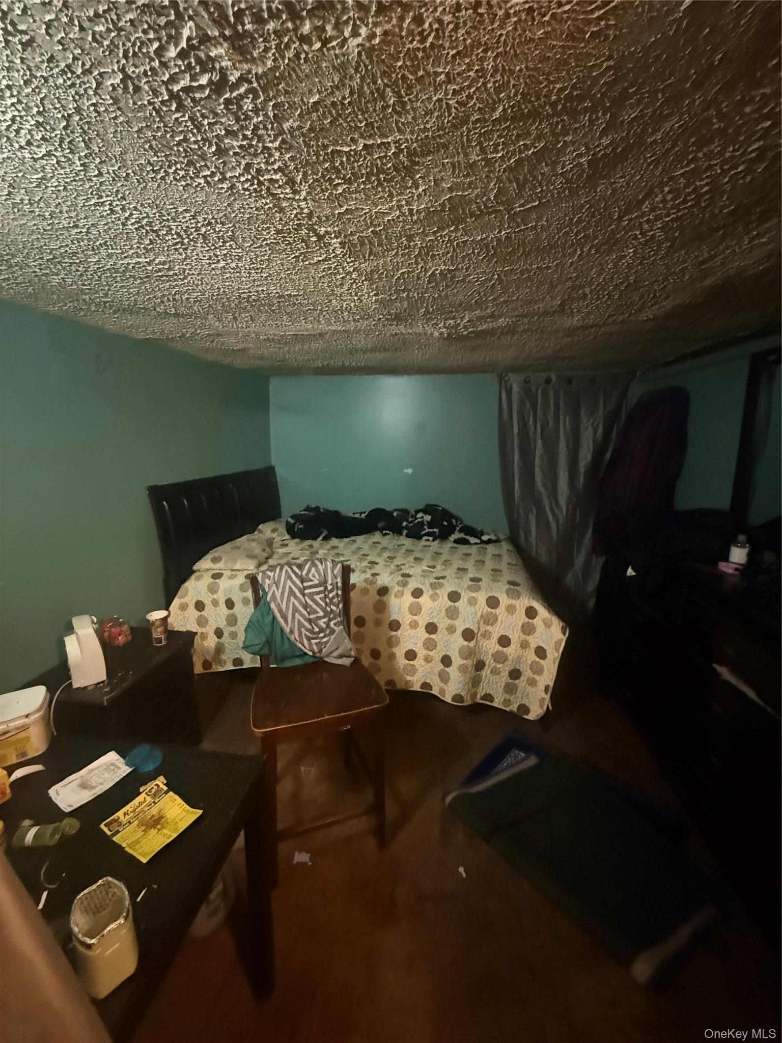 Single Family E 227th Street  Bronx, NY 10466, MLS-1048519-15