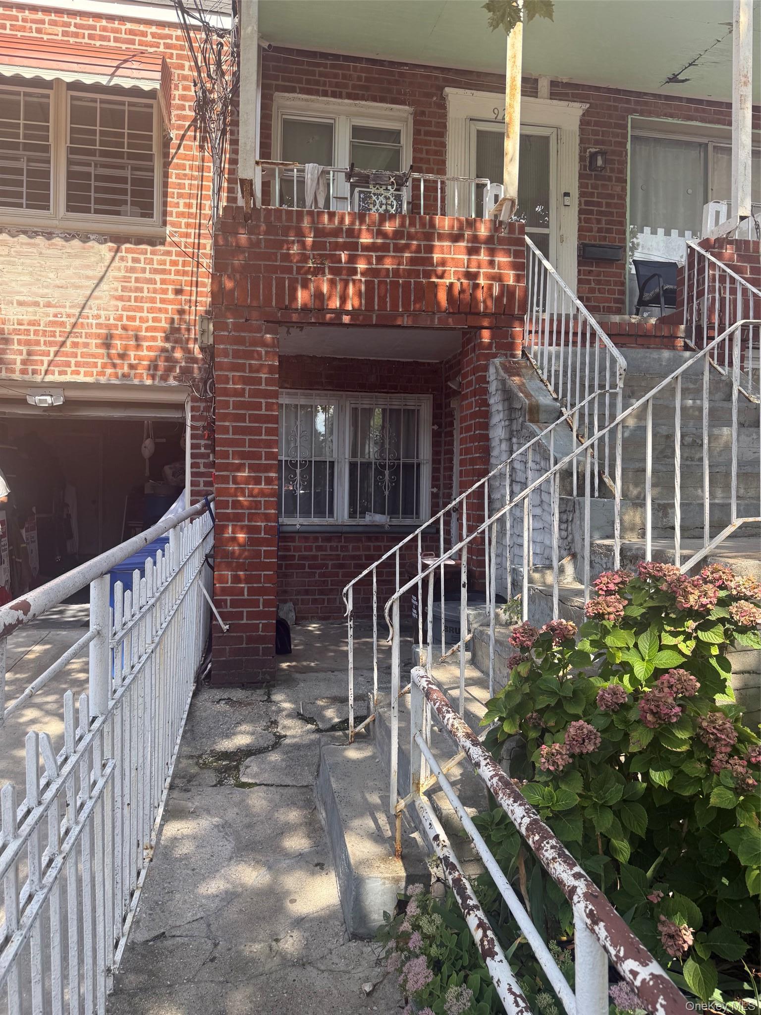 Single Family E 227th Street  Bronx, NY 10466, MLS-1048519-2