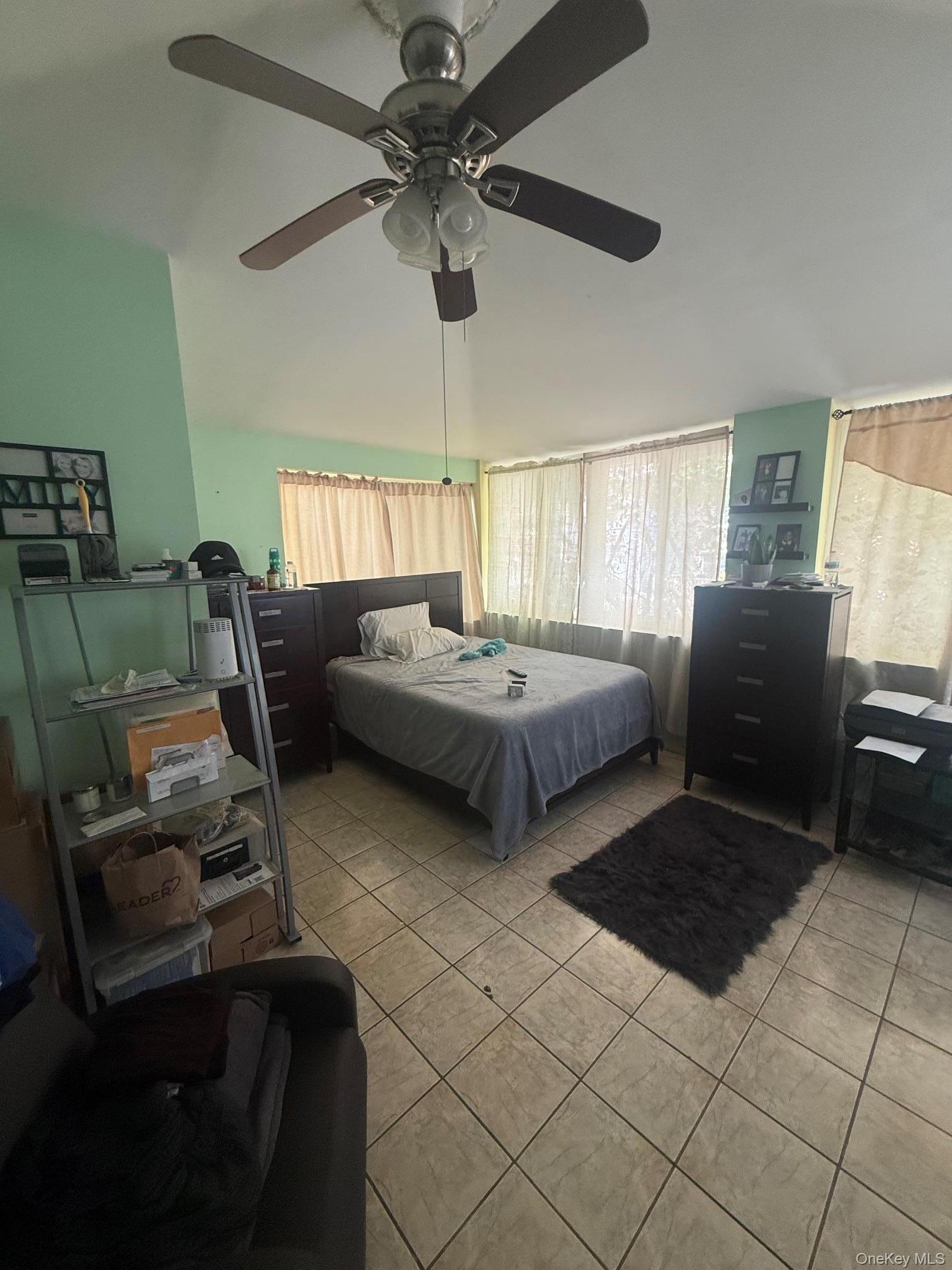 Single Family E 227th Street  Bronx, NY 10466, MLS-1048519-6