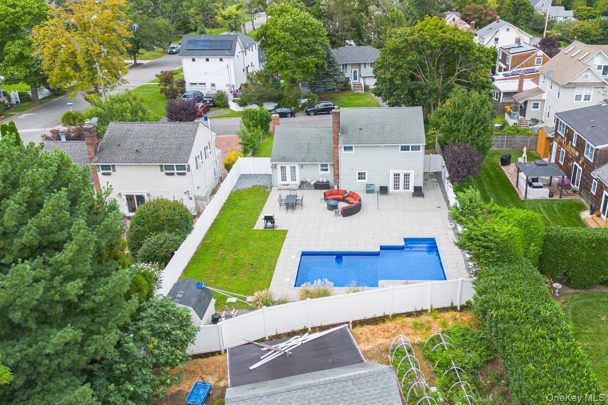 Single Family Carleton Avenue  Suffolk County, NY 11701, MLS-1048520-27