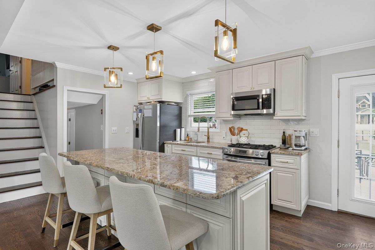 Single Family Carleton Avenue  Suffolk County, NY 11701, MLS-1048520-3
