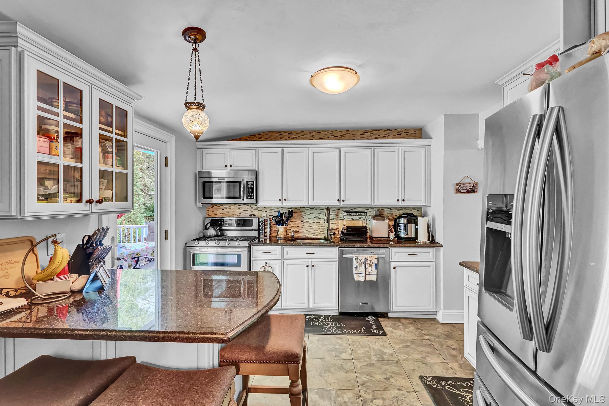 Single Family Cottontail Lane Suffolk County, NY 11733, MLS-1048542-11