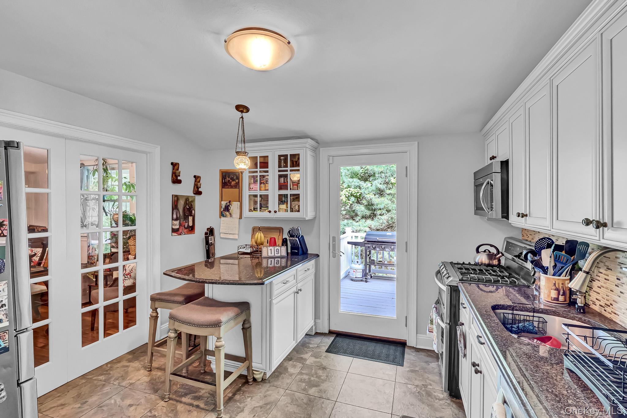 Single Family Cottontail Lane Suffolk County, NY 11733, MLS-1048542-13