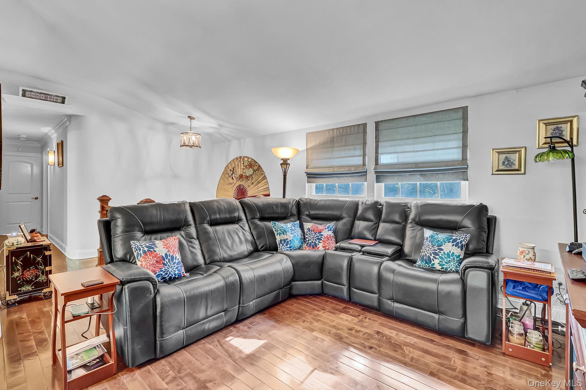 Single Family Cottontail Lane Suffolk County, NY 11733, MLS-1048542-7