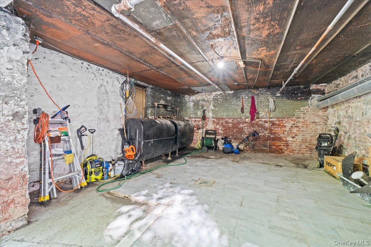 Single Family Plimpton Avenue Bronx, NY 10452, MLS-1048565-18