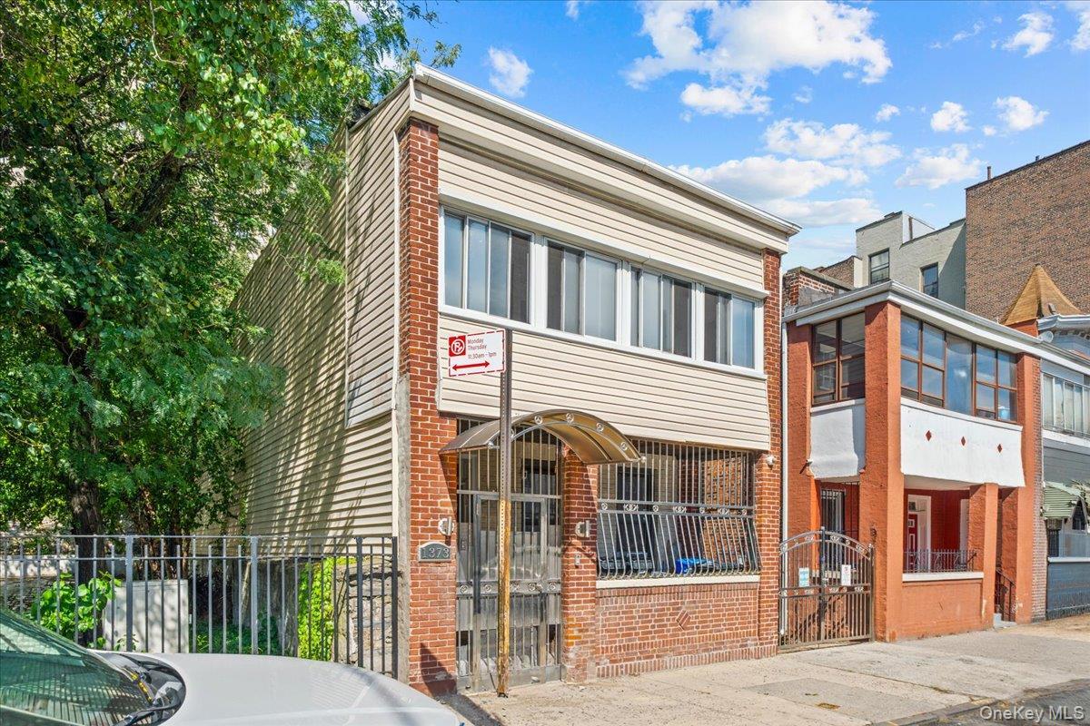 Single Family Plimpton Avenue Bronx, NY 10452, MLS-1048565-3