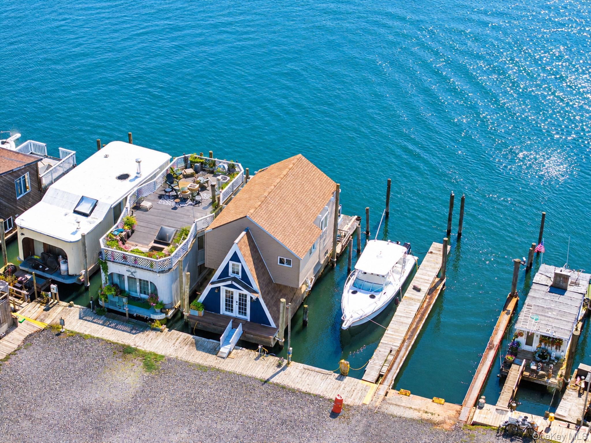 Single Family Shore Road  Nassau County, NY 11783, MLS-1048569-30