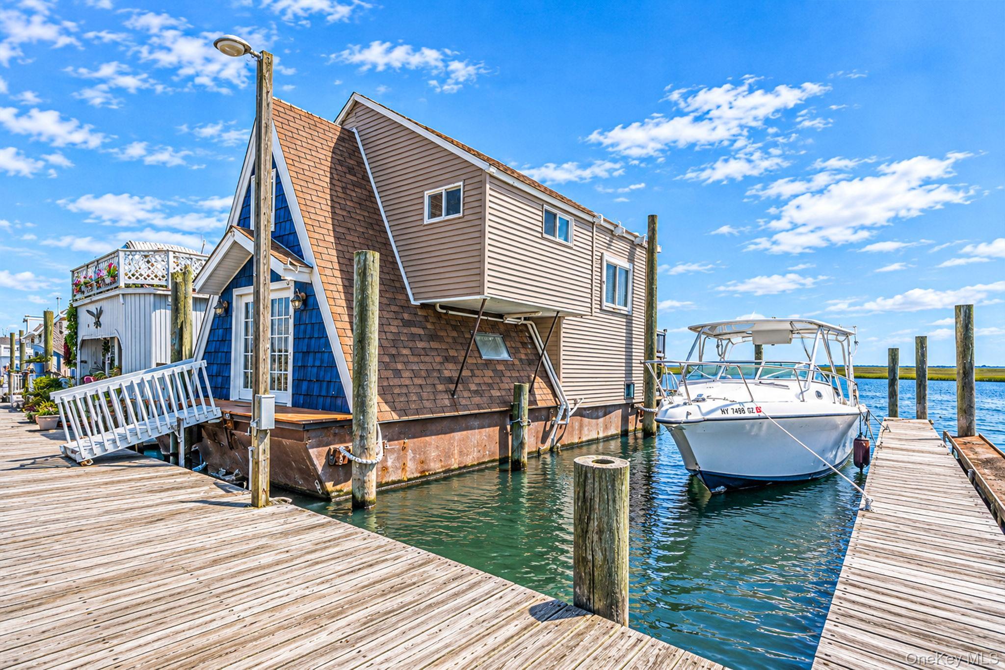 Single Family Shore Road  Nassau County, NY 11783, MLS-1048569-5